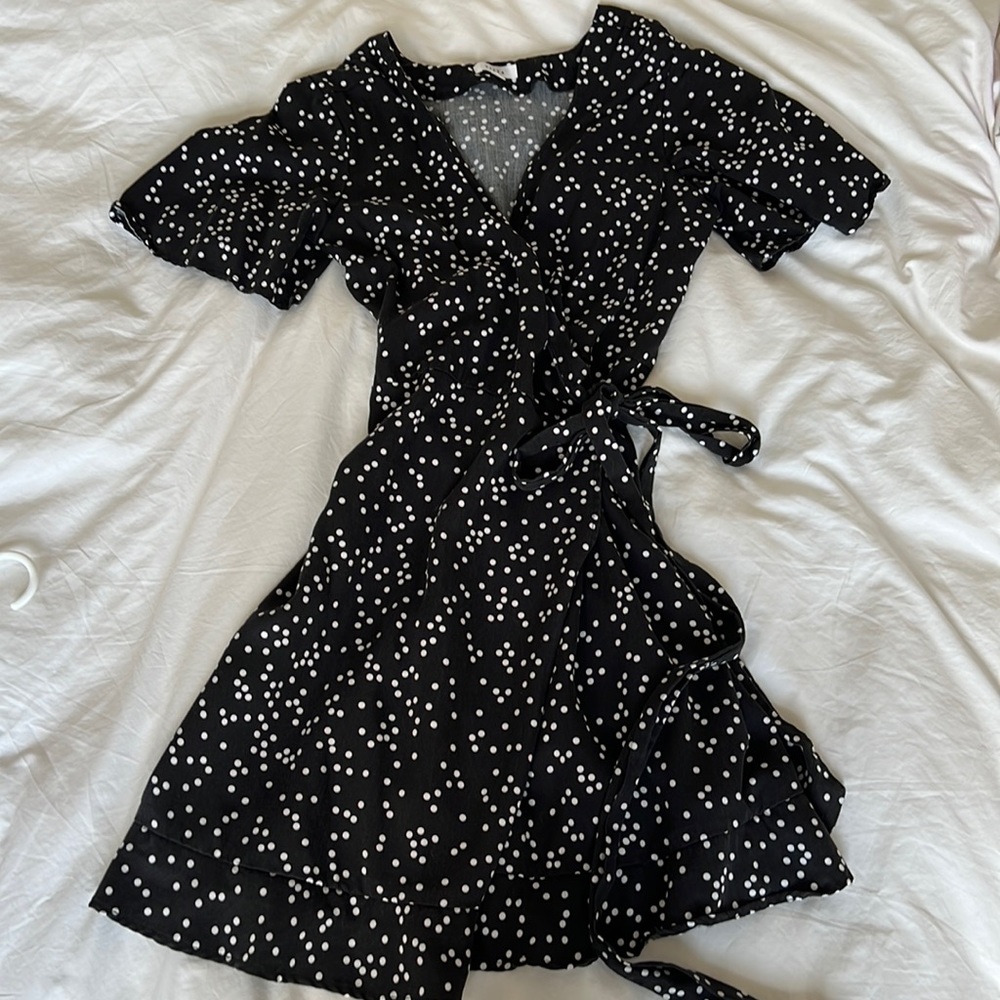 Casual and classy wrap dress
